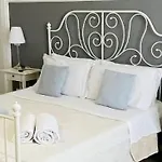 Casa Verga Bed & Breakfast