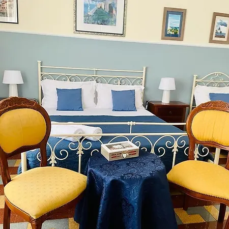 Casa Verga Oda ve Kahvaltı Siraküza